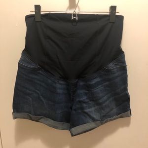 High panel maternity shorts